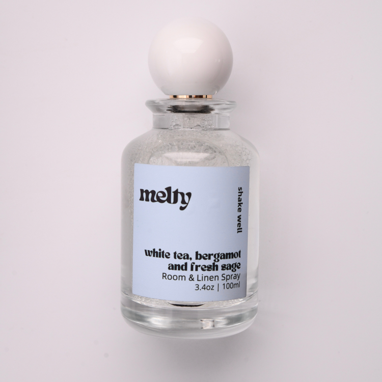 White Tea, Bergamot & Fresh Sage Scented Room & Linen Spray by themelty.co™