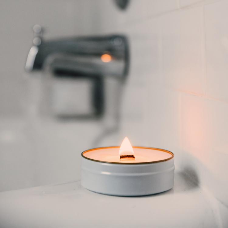 Travel Candle - Happy Effing Birthday | Notes: Vanilla Cake & Lemon Frosting