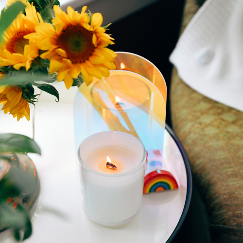 Why letting your candle pool out to the edges matters