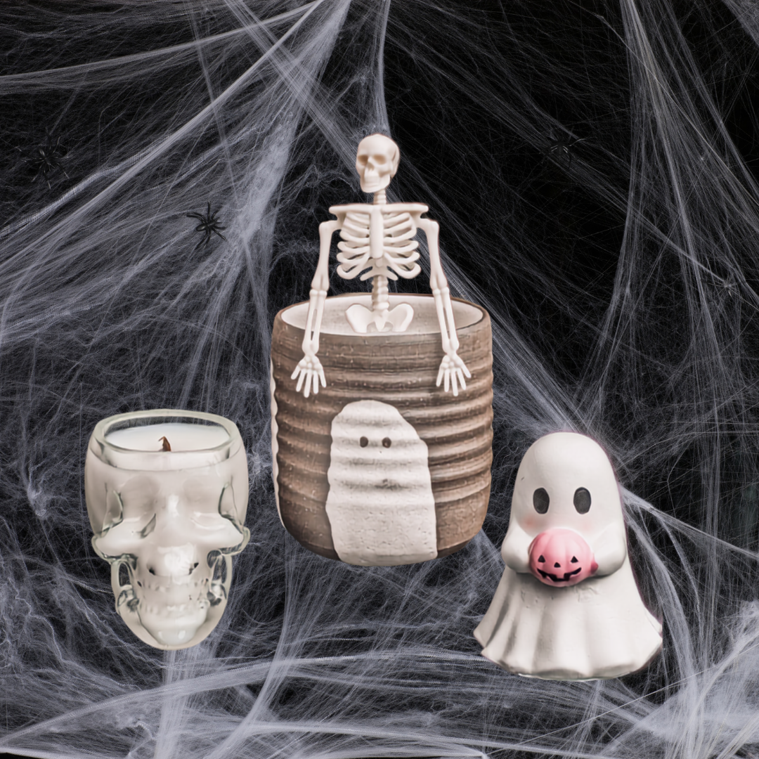 Halloween Skull Candle - Roasted Marshmallow & Amber Scent