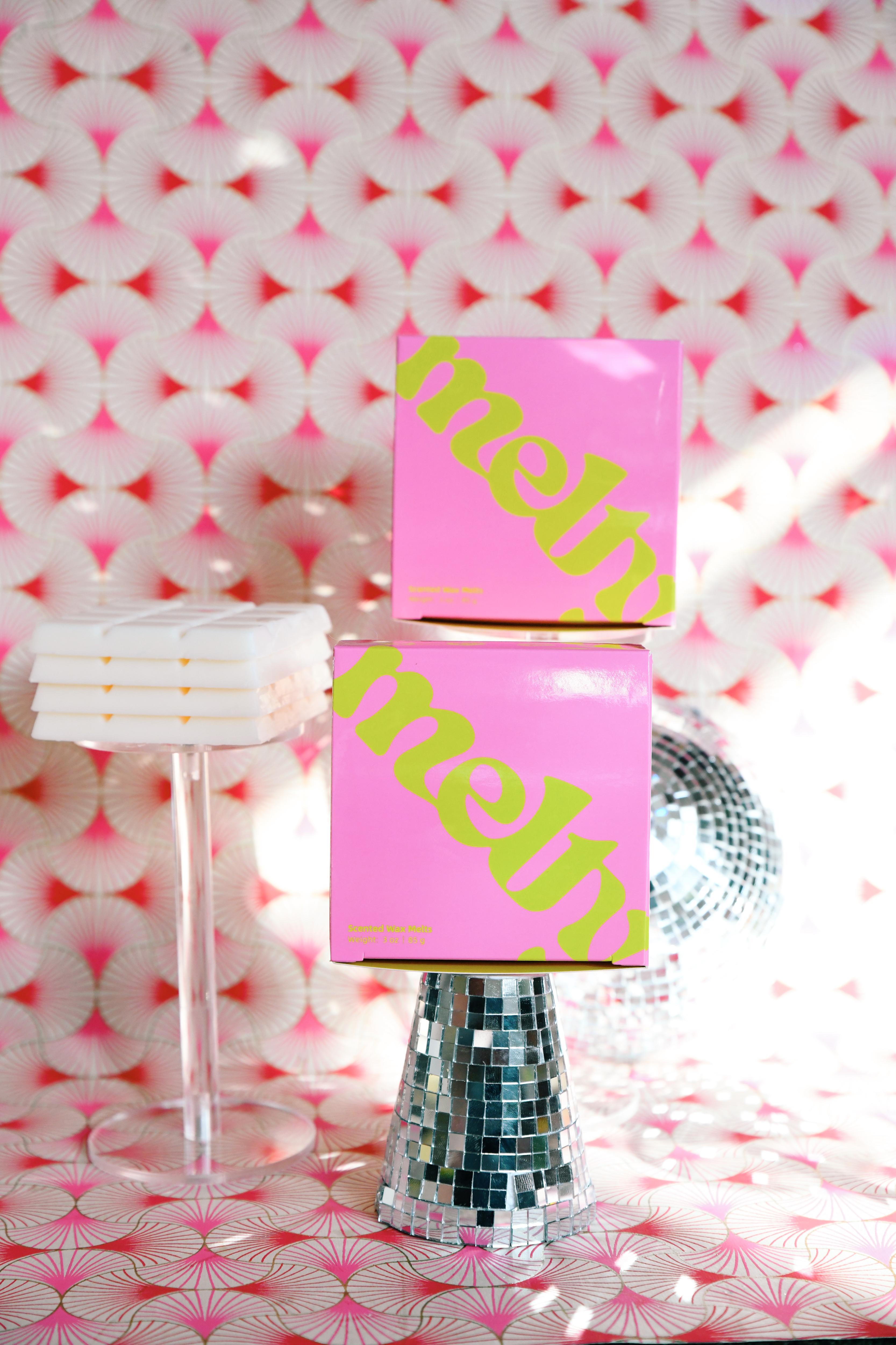 sheer vanilla, jasmine, and cashmere luxury wax melts (3oz)